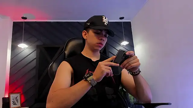 Eryonbradley online show from January 2026 11:25:01 AM