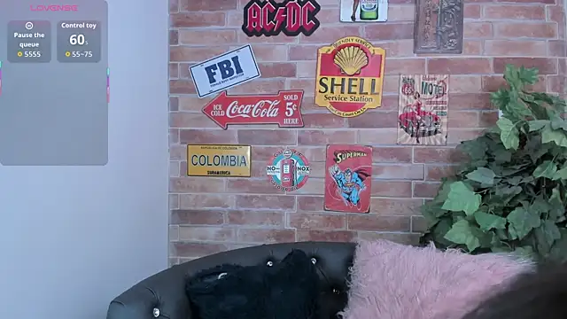 misss luxury online show from October 2025 11:09:01 AM