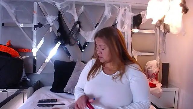 MonzerratBoyer online show from October 2025 05:54:01 PM