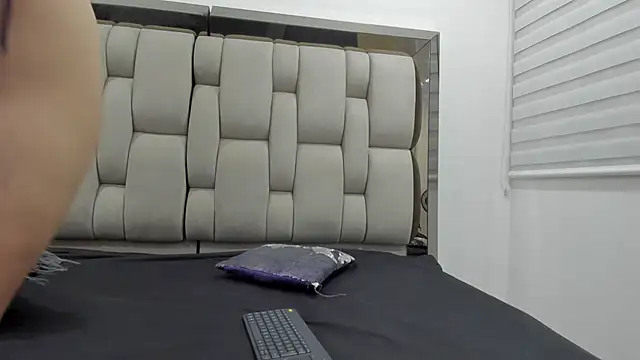 Snapshot of Mollyxketa1_ chatting on October 2025 02:56:01 AM Mollyxketa1  online show from October 2025 02:56:01 AM