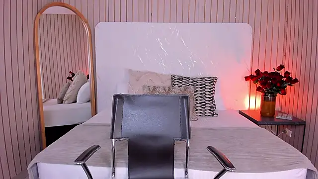 EmelyParker online show from February 2026 11:37:02 PM