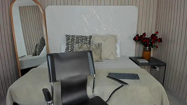 EmelyParker online show from March 2026 03:40:01 AM