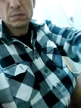 Snapshot of luislimafuego chatting on October 2025 09:28:02 AM luislimafuego online show from October 2025 09:28:02 AM