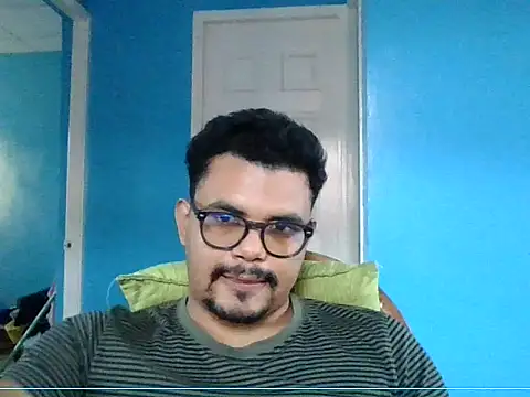 elturcudito online show from February 2026 11:26:01 PM