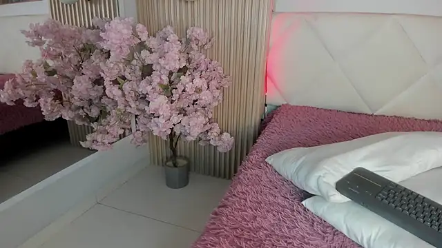 veronica hill  online show from March 2026 03:11:02 AM