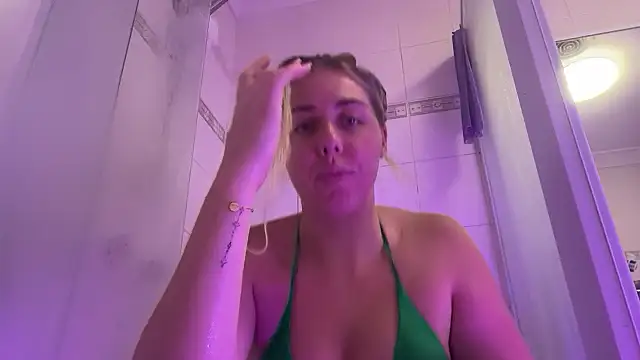 louiseberkeley online show from January 2026 11:26:01 AM