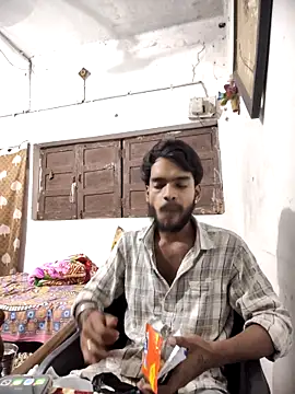 yashuuuu021 online show from October 2025 05:58:01 PM
