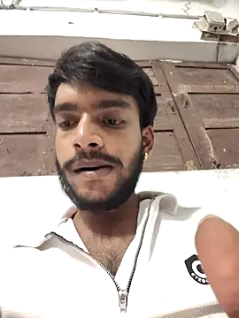 yashuuuu021 online show from October 2025 06:20:01 PM