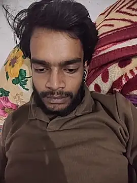 yashuuuu021 online show from October 2025 06:30:02 PM