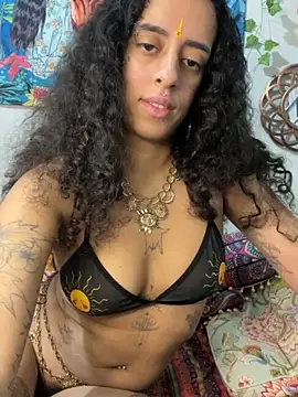 Snapshot of bibihourani chatting on May 2026 03:51:01 PM bibihourani online show from May 2026 03:51:01 PM