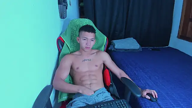 JuanchiT66 online show from July 2026 02:45:01 AM