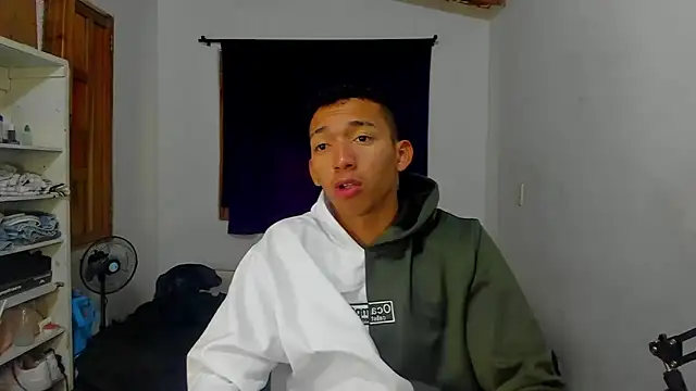 JuanchiT66 online show from October 2025 06:53:02 PM