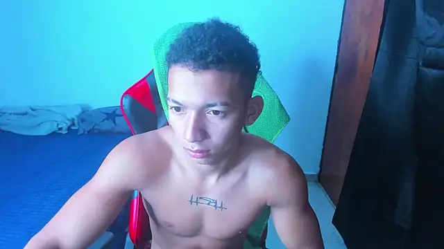 JuanchiT66 online show from April 2026 03:19:01 PM