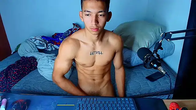 Snapshot of JuanchiT66 chatting on November 2025 03:37:02 PM JuanchiT66 online show from November 2025 03:37:02 PM