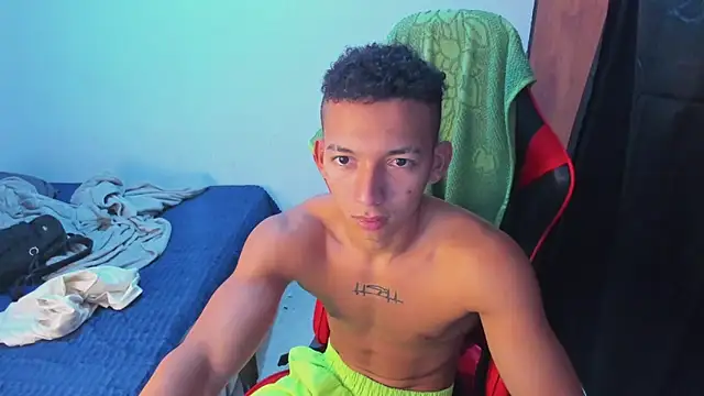 JuanchiT66 online show from June 2026 12:19:01 AM