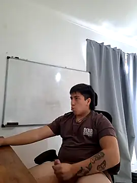 Tierno vale online show from April 2026 07:31:01 PM