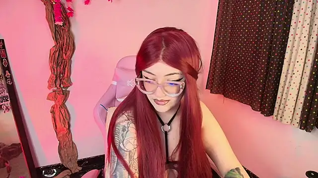 isaferrer06 online show from September 2025 04:23:01 AM