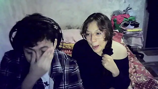 Snapshot of OnlyGrace chatting on October 2025 01:50:02 AM OnlyGrace online show from October 2025 01:50:02 AM
