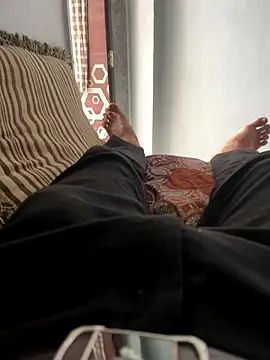 Snapshot of NoddingScorpion chatting on October 2025 08:37:02 AM NoddingScorpion online show from October 2025 08:37:02 AM