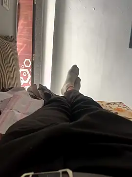 NoddingScorpion online show from November 2025 08:51:01 AM