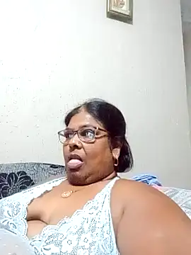 Snapshot of mileesha chatting on January 2026 08:13:02 PM mileesha online show from January 2026 08:13:02 PM