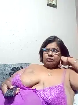 Snapshot of mileesha chatting on November 2025 06:40:02 PM mileesha online show from November 2025 06:40:02 PM