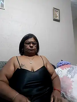Snapshot of mileesha chatting on June 2026 06:49:01 PM mileesha online show from June 2026 06:49:01 PM