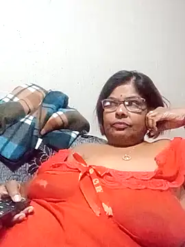 Snapshot of mileesha chatting on November 2025 06:41:02 PM mileesha online show from November 2025 06:41:02 PM