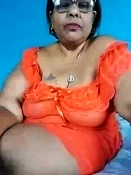 Snapshot of mileesha chatting on November 2025 07:52:02 AM mileesha online show from November 2025 07:52:02 AM