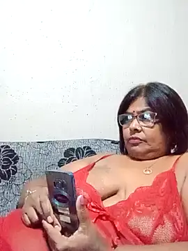 Snapshot of mileesha chatting on January 2026 06:36:01 PM mileesha online show from January 2026 06:36:01 PM