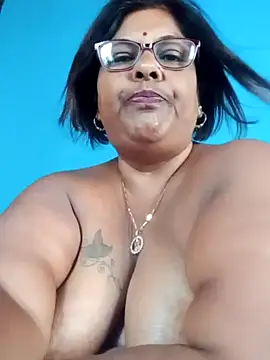 Snapshot of mileesha chatting on November 2025 07:45:02 AM mileesha online show from November 2025 07:45:02 AM