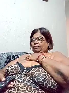 Snapshot of mileesha chatting on November 2025 06:33:02 PM mileesha online show from November 2025 06:33:02 PM