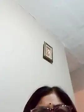 Snapshot of mileesha chatting on December 2025 08:30:01 PM mileesha online show from December 2025 08:30:01 PM