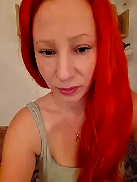 Nadinedk online show from October 2025 06:15:02 AM