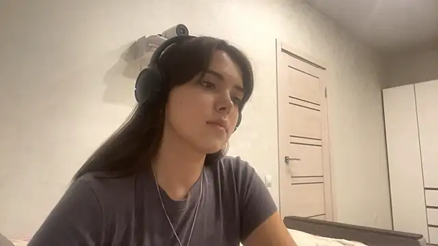 PUP PUP Sea online show from October 2025 03:35:02 PM