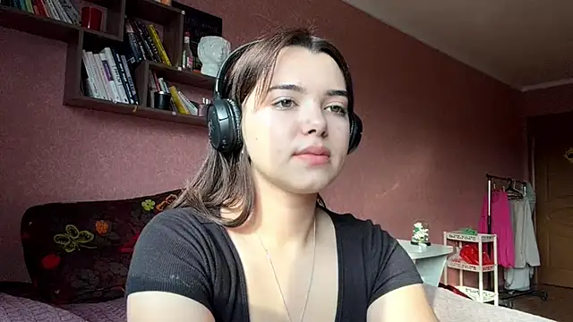 PUP PUP Sea online show from October 2025 07:09:01 AM