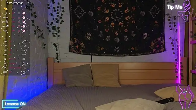 Bekky Hammon online show from October 2025 03:27:01 AM