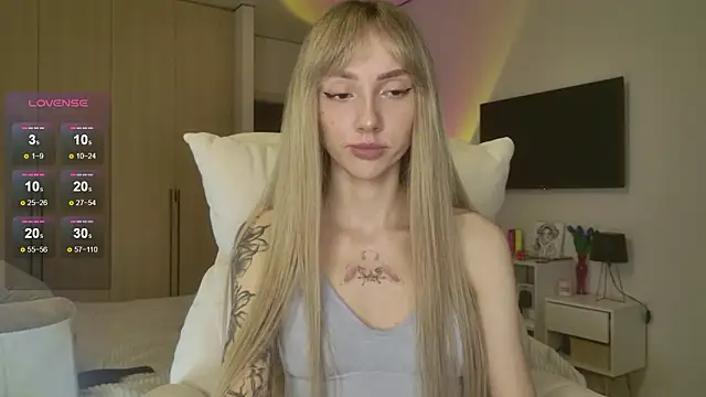 Lunainnk online show from March 2026 01:17:02 AM