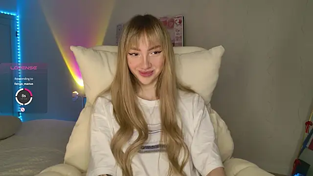 Lunainnk online show from January 2026 12:28:01 AM