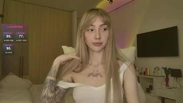 Lunainnk online show from April 2026 12:50:02 AM