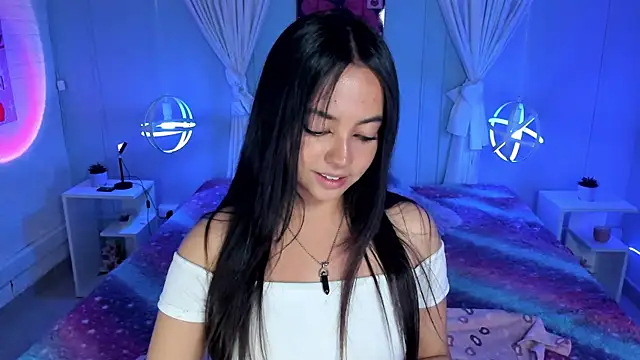 Lara Rouss  online show from October 2025 03:07:01 AM