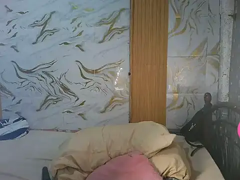 Snapshot of dimple_anne1 chatting on February 2026 01:24:02 PM dimple anne1 online show from February 2026 01:24:02 PM