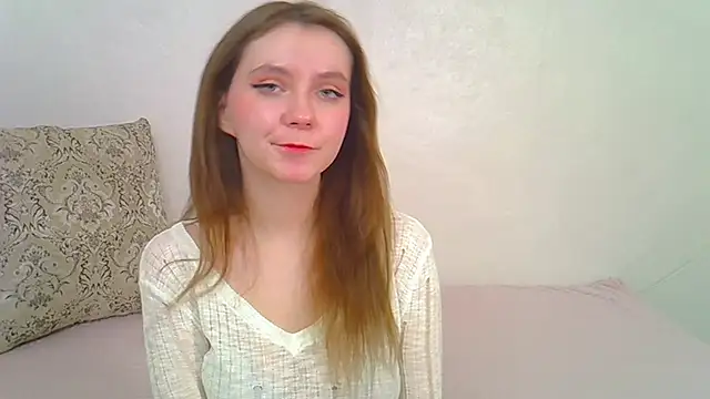 Snapshot of Little_L1ss chatting on February 2026 01:01:01 AM Little L1ss online show from February 2026 01:01:01 AM