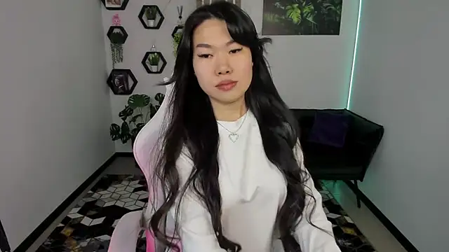 LunaPurrr online show from November 2025 12:22:01 AM