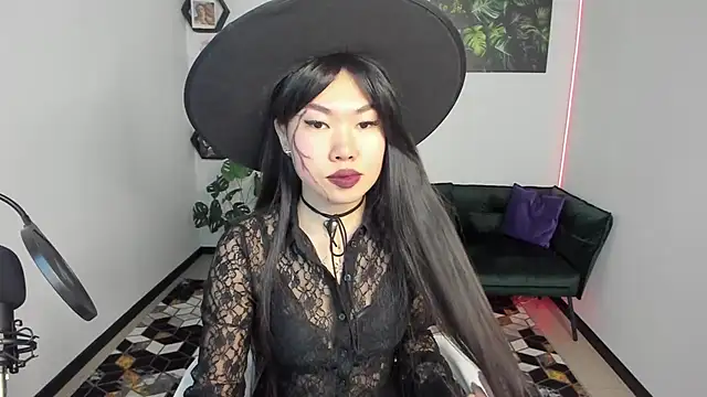 LunaPurrr online show from October 2025 01:06:02 AM