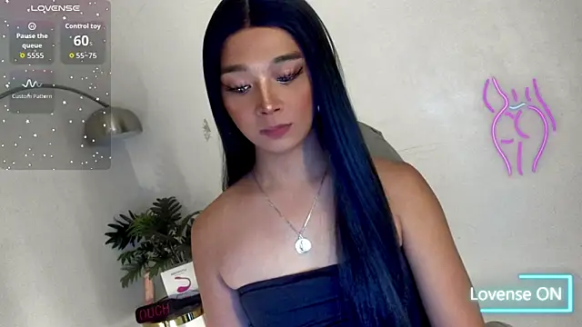 Snapshot of TrinityFucksYou chatting on October 2025 02:30:02 PM TrinityFucksYou online show from October 2025 02:30:02 PM