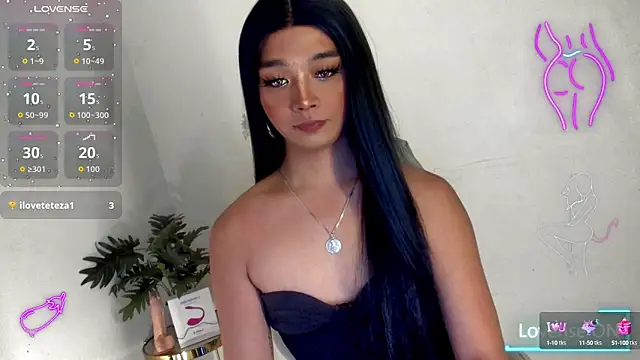 Snapshot of TrinityFucksYou chatting on September 2025 12:33:01 PM TrinityFucksYou online show from September 2025 12:33:01 PM