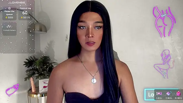 Snapshot of TrinityFucksYou chatting on September 2025 03:40:02 PM TrinityFucksYou online show from September 2025 03:40:02 PM