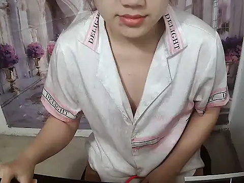 Linda-24 online show from February 2026 12:32:02 AM