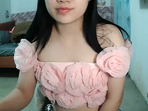 Linda-24 online show from February 2026 03:15:01 AM